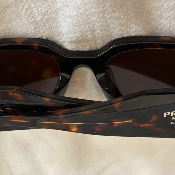 Prada Sunglasses SPR17w-f Honey Tortoise Shell, Asian Fit - Picture 10 of 12